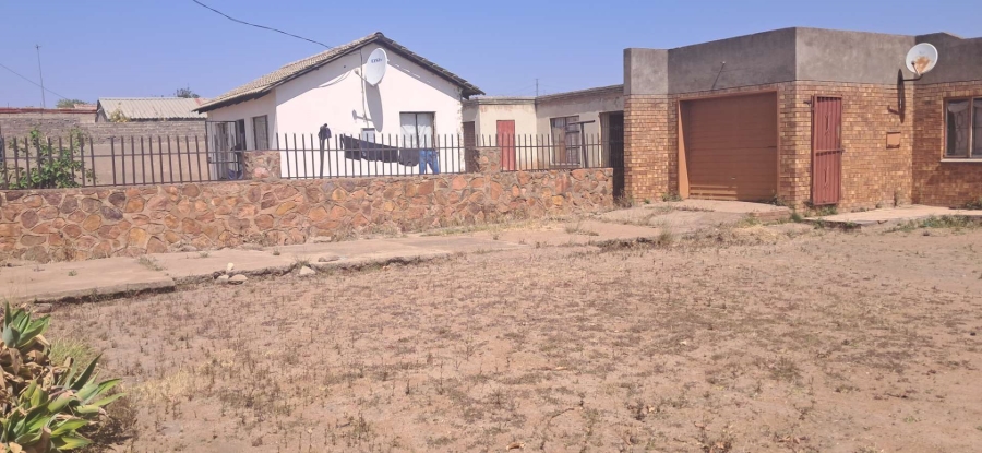 2 Bedroom Property for Sale in Soshanguve JJ Gauteng