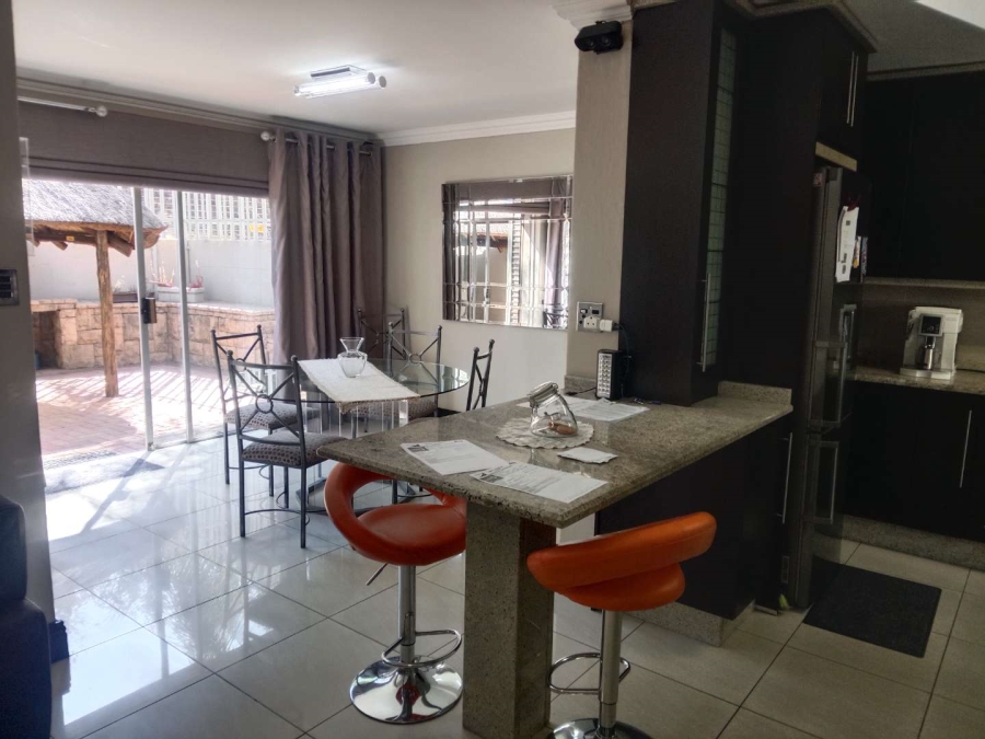 3 Bedroom Property for Sale in Bassonia Gauteng