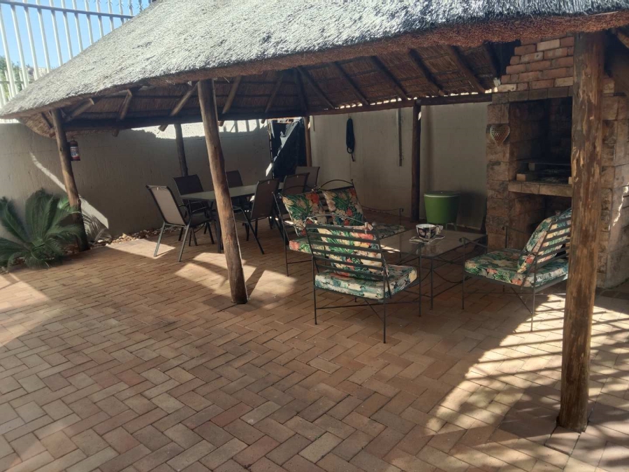 3 Bedroom Property for Sale in Bassonia Gauteng