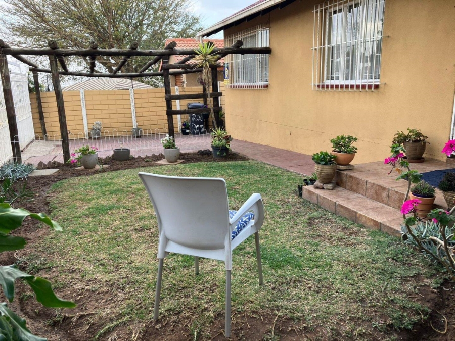 3 Bedroom Property for Sale in Tulisa Park Gauteng