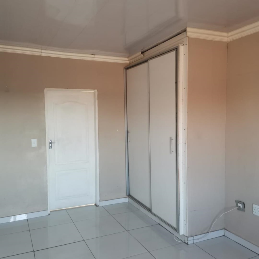 To Let 0 Bedroom Property for Rent in Protea Glen Gauteng