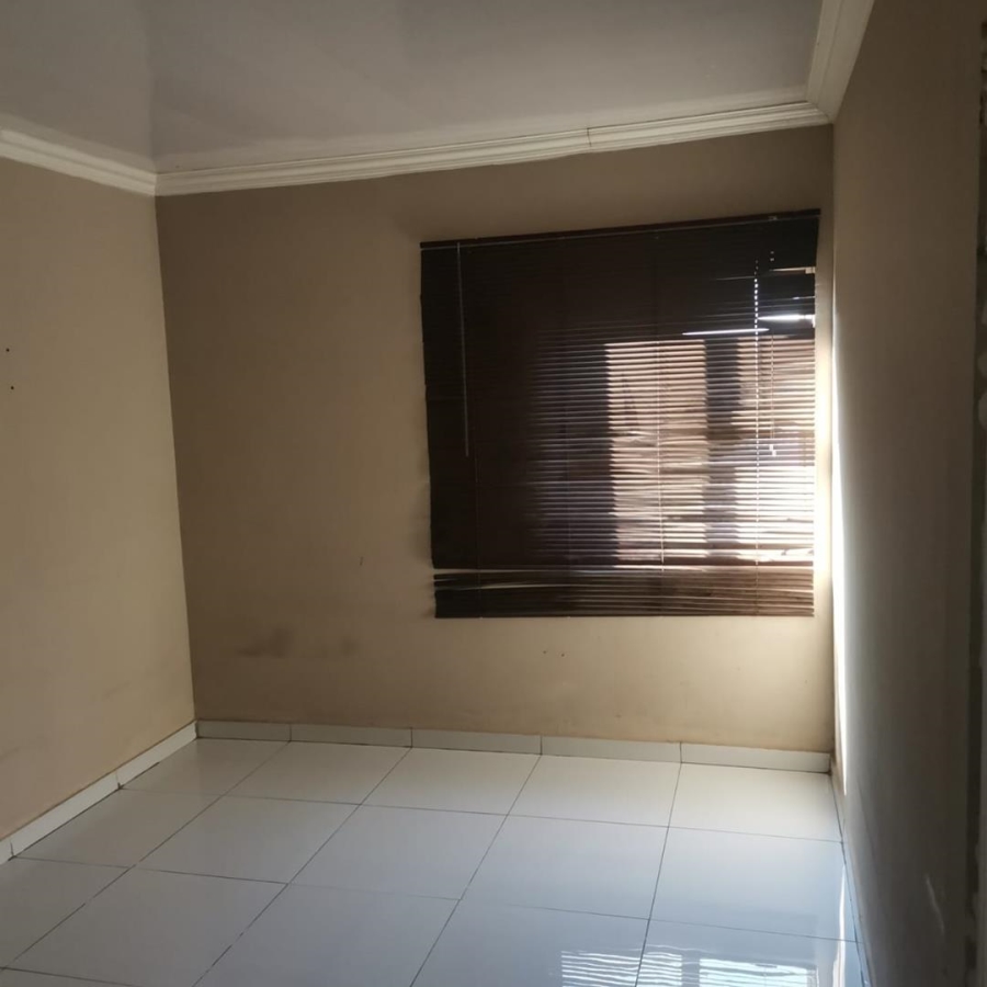 To Let 0 Bedroom Property for Rent in Protea Glen Gauteng