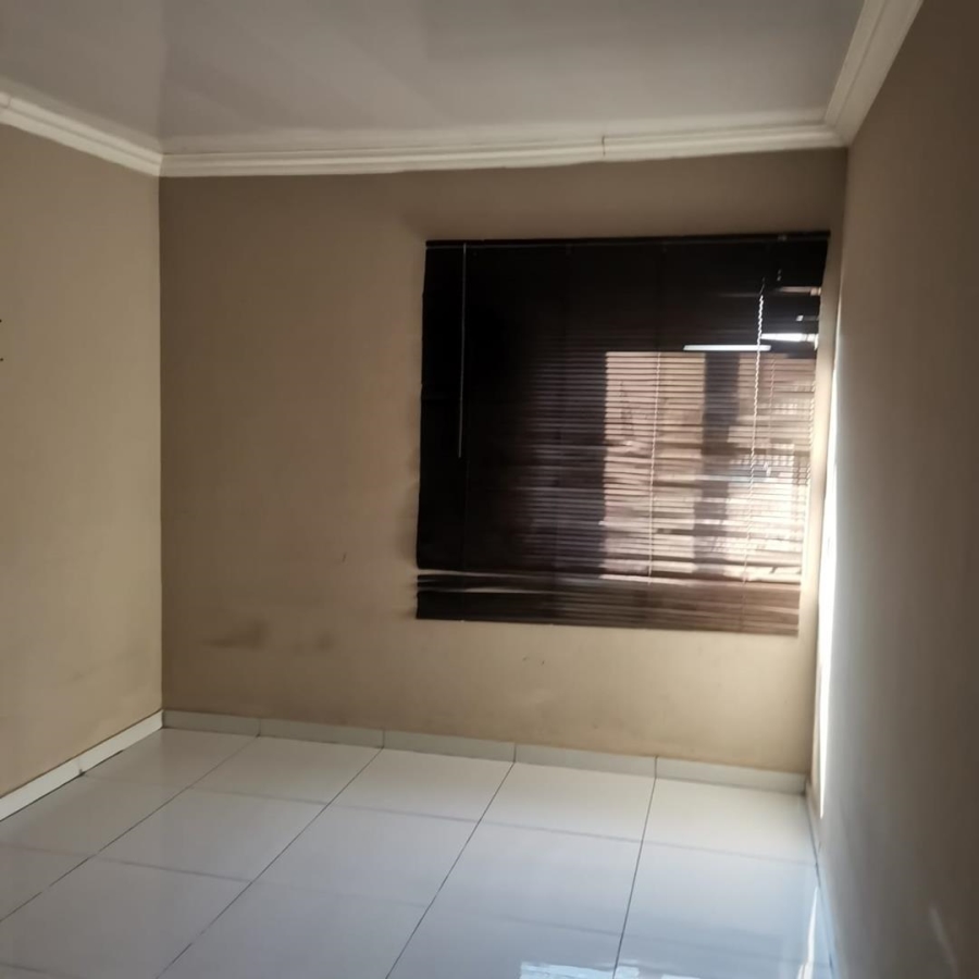 To Let 0 Bedroom Property for Rent in Protea Glen Gauteng