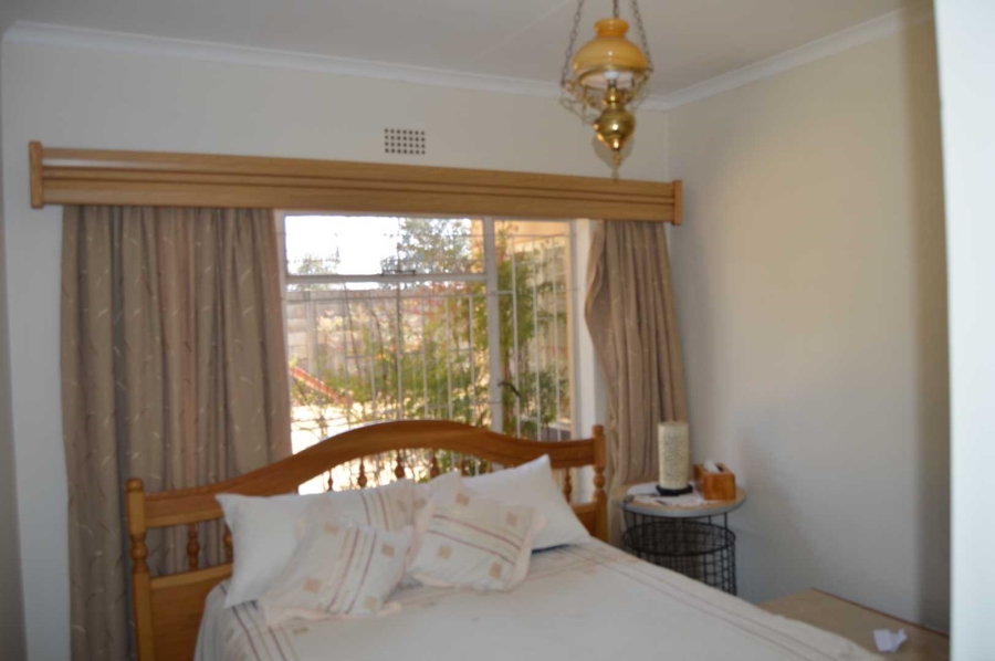 4 Bedroom Property for Sale in Brackenhurst Gauteng