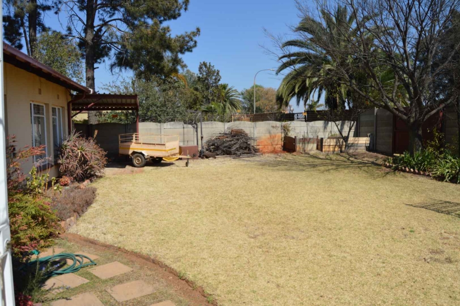 4 Bedroom Property for Sale in Brackenhurst Gauteng