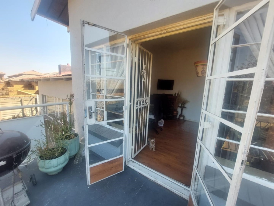 3 Bedroom Property for Sale in Union Gauteng