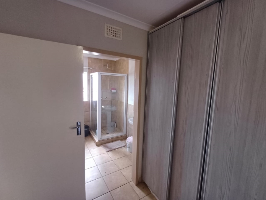 3 Bedroom Property for Sale in Mahube Valley Gauteng