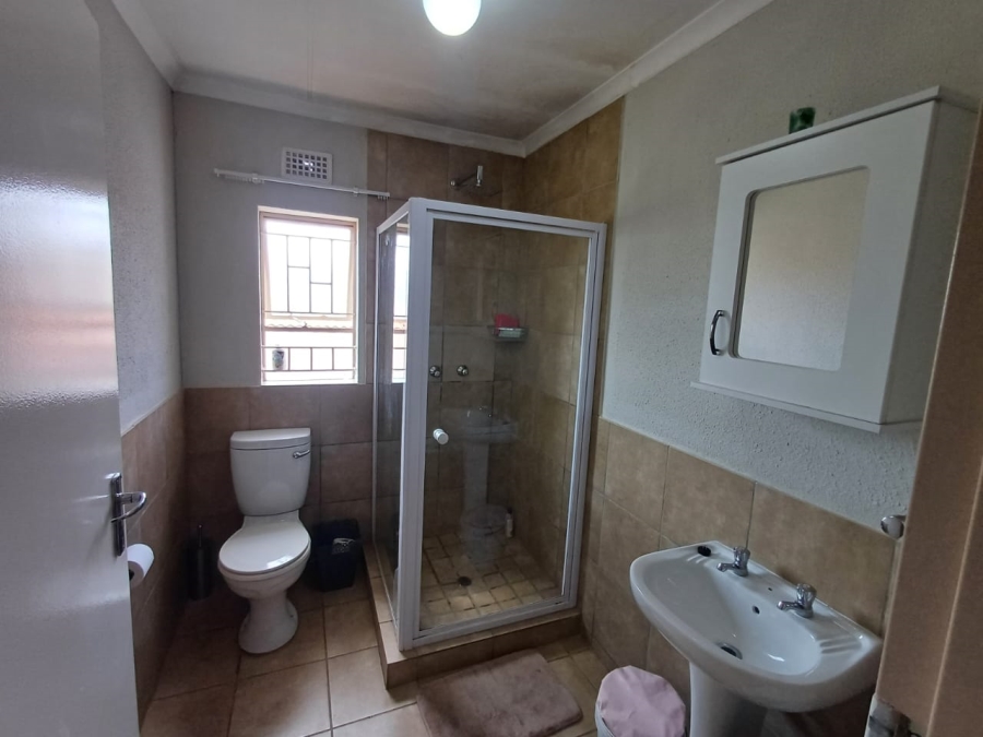 3 Bedroom Property for Sale in Mahube Valley Gauteng