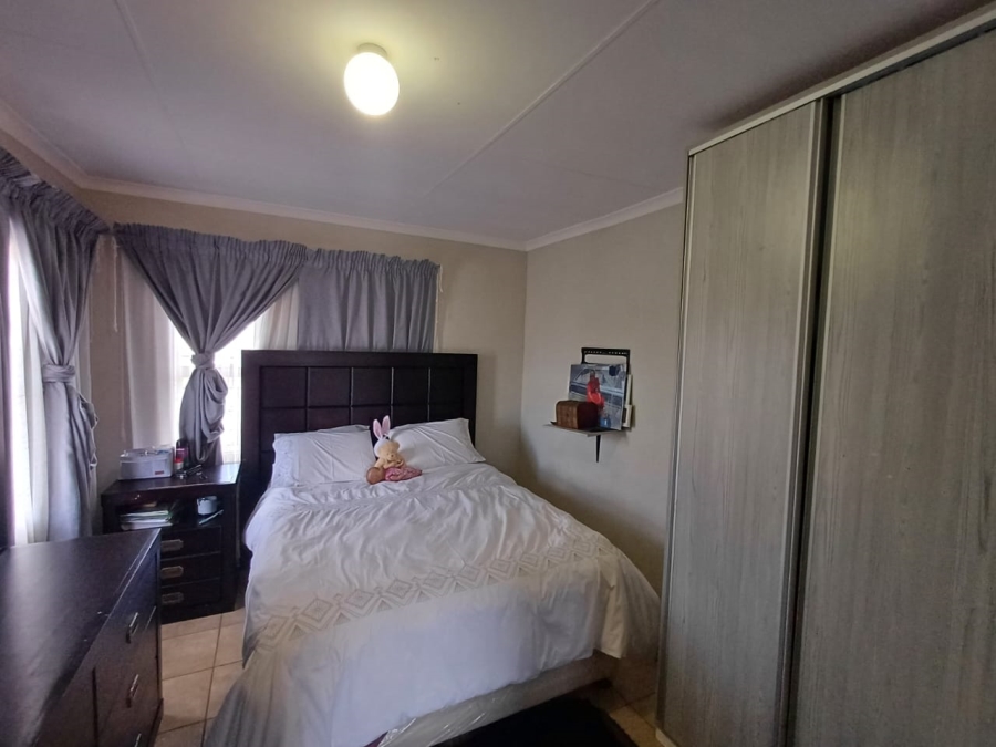 3 Bedroom Property for Sale in Mahube Valley Gauteng