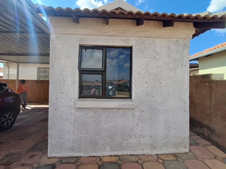 3 Bedroom Property for Sale in Mahube Valley Gauteng