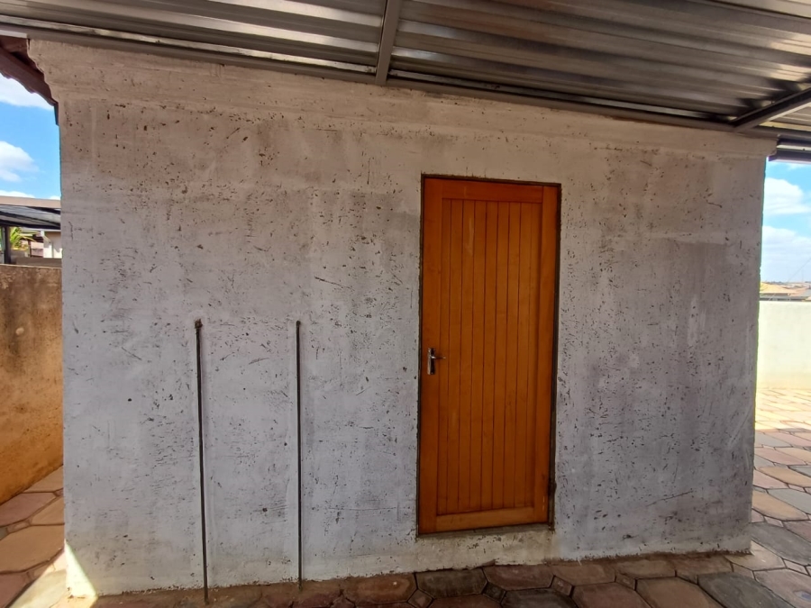 3 Bedroom Property for Sale in Mahube Valley Gauteng