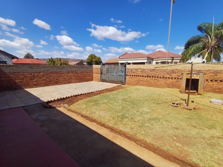 2 Bedroom Property for Sale in Mamelodi East Gauteng