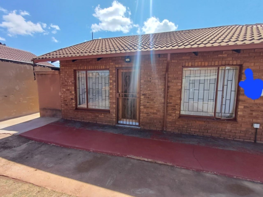 2 Bedroom Property for Sale in Mamelodi East Gauteng