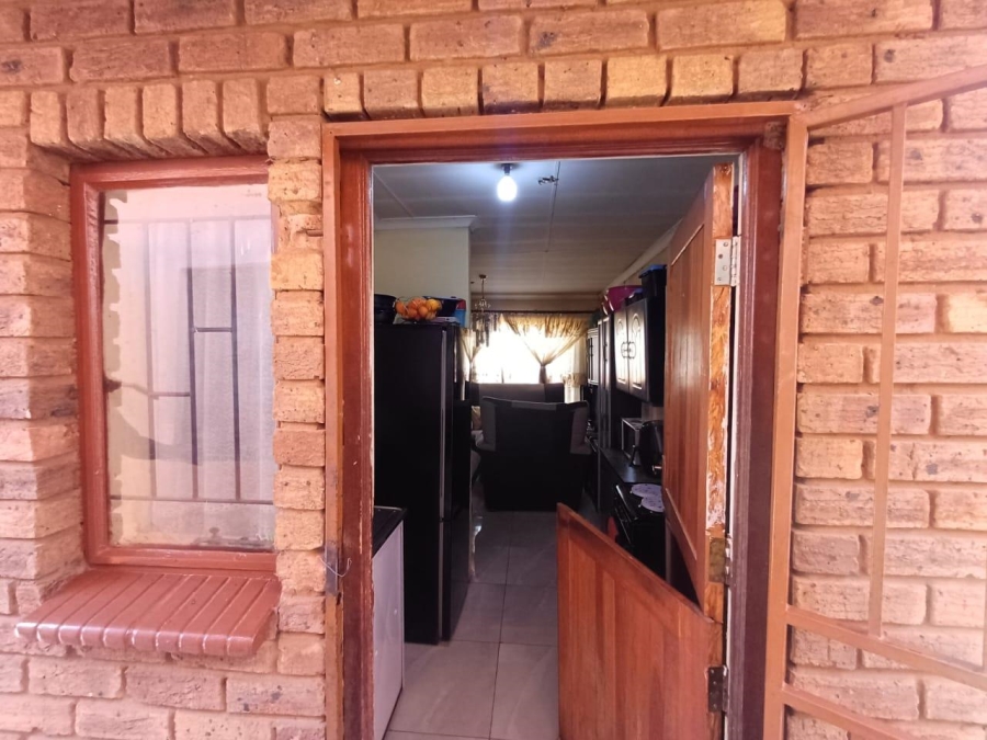 2 Bedroom Property for Sale in Mamelodi East Gauteng