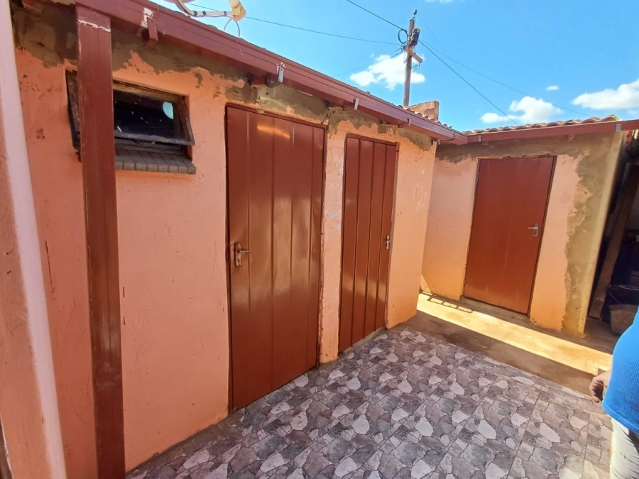 2 Bedroom Property for Sale in Mamelodi East Gauteng