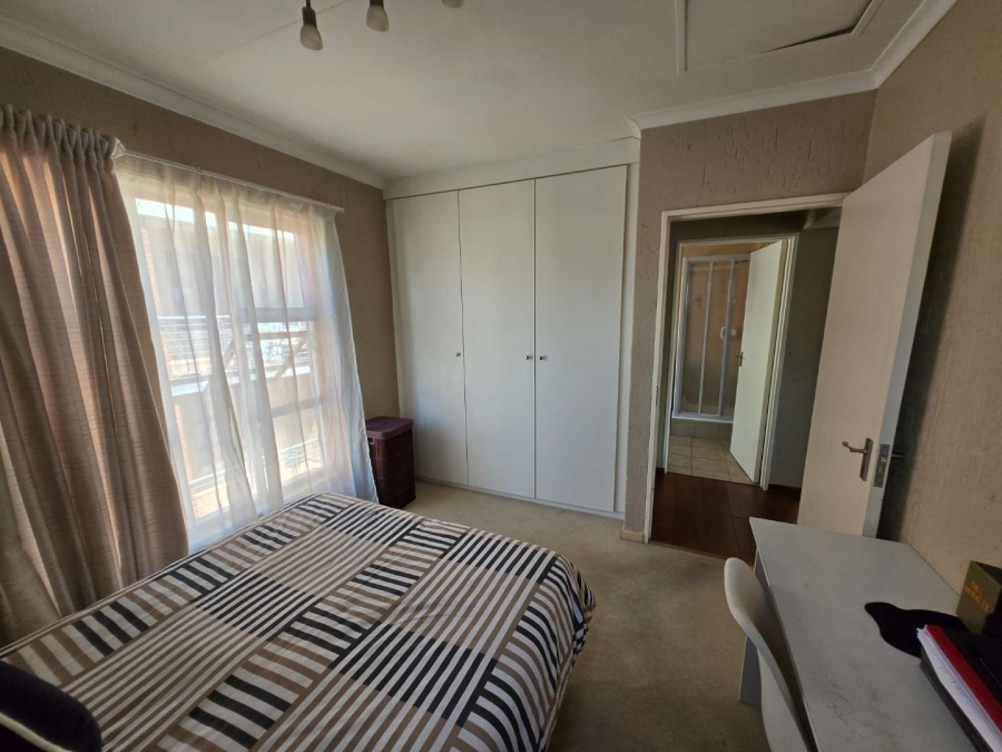 1 Bedroom Property for Sale in Ferndale Gauteng