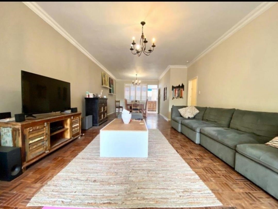 3 Bedroom Property for Sale in Birdhaven Gauteng