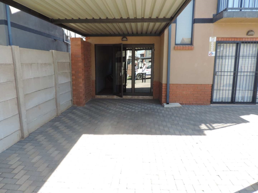 3 Bedroom Property for Sale in Alrode Gauteng