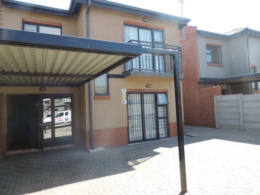 3 Bedroom Property for Sale in Alrode Gauteng