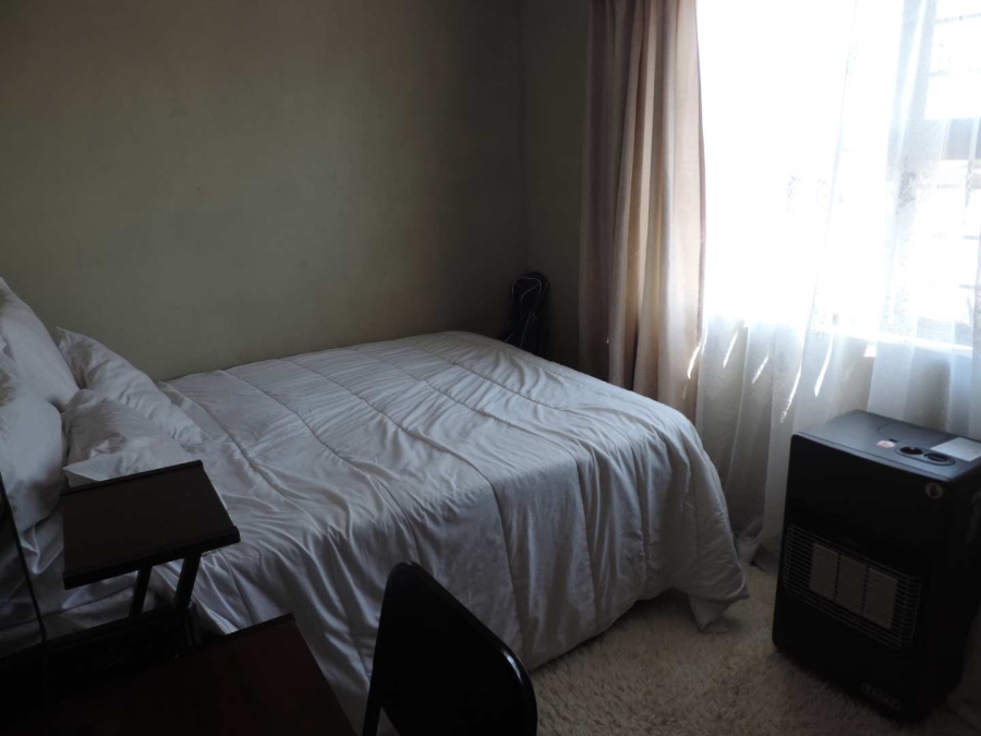 3 Bedroom Property for Sale in Alrode Gauteng