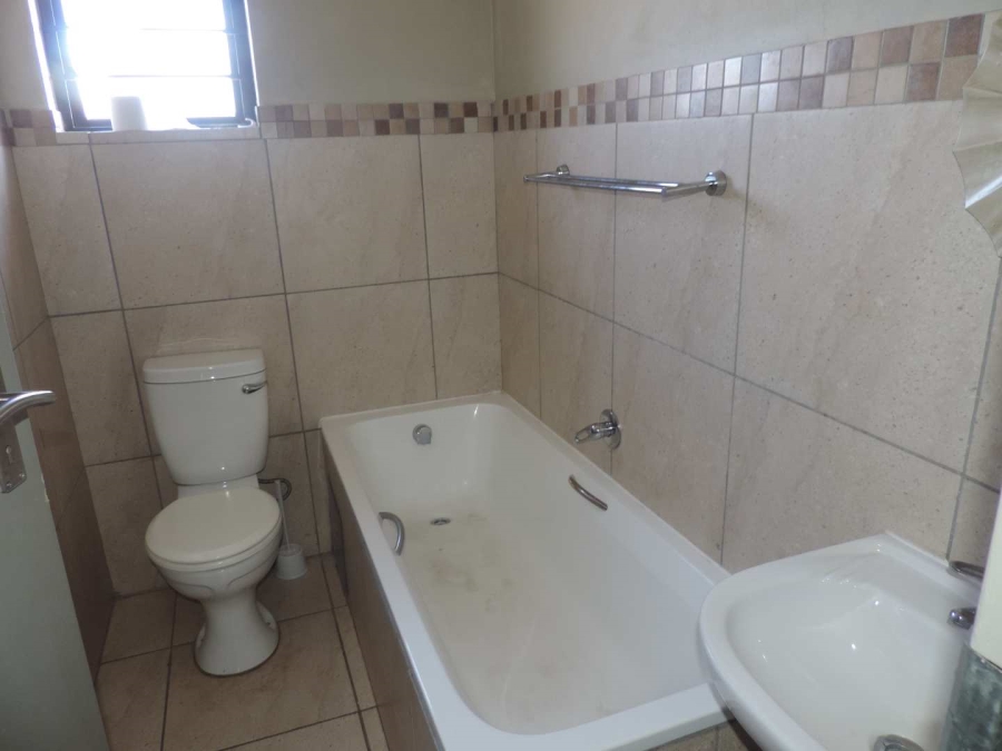 3 Bedroom Property for Sale in Alrode Gauteng