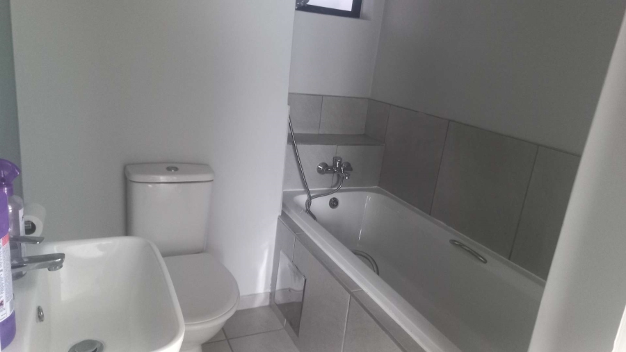 2 Bedroom Property for Sale in Jabulani Gauteng