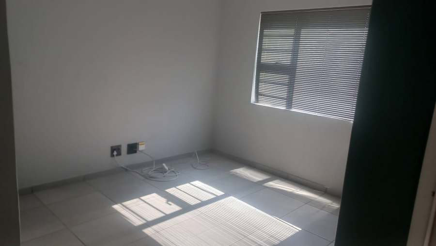 2 Bedroom Property for Sale in Jabulani Gauteng