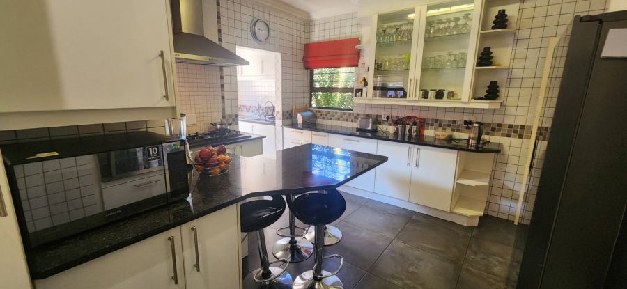 4 Bedroom Property for Sale in Brackenhurst Gauteng