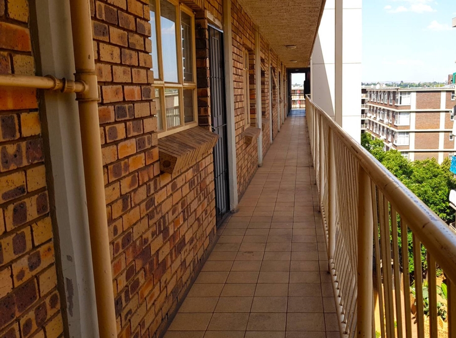 2 Bedroom Property for Sale in Silverton Gauteng