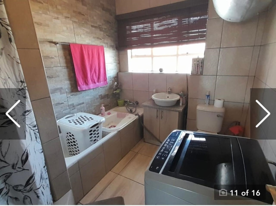 2 Bedroom Property for Sale in Villieria Gauteng