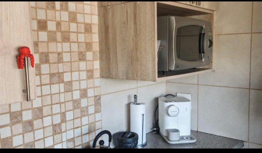 2 Bedroom Property for Sale in Villieria Gauteng