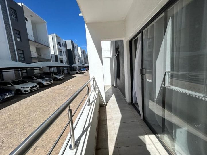 2 Bedroom Property for Sale in Grand Central Gauteng