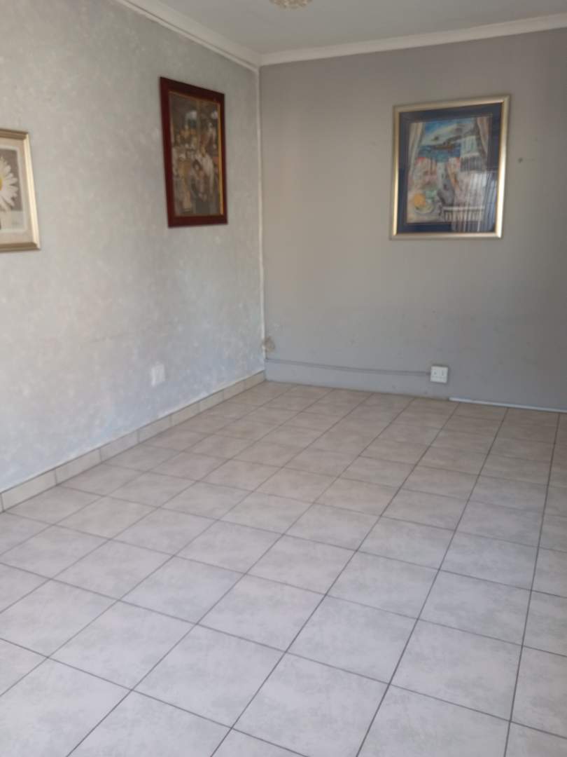 To Let 1 Bedroom Property for Rent in Sydenham Gauteng