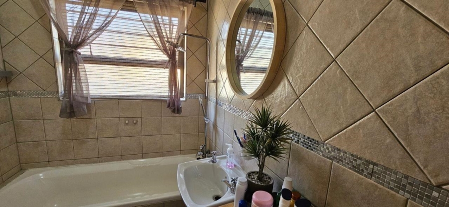 3 Bedroom Property for Sale in Elandshaven Gauteng