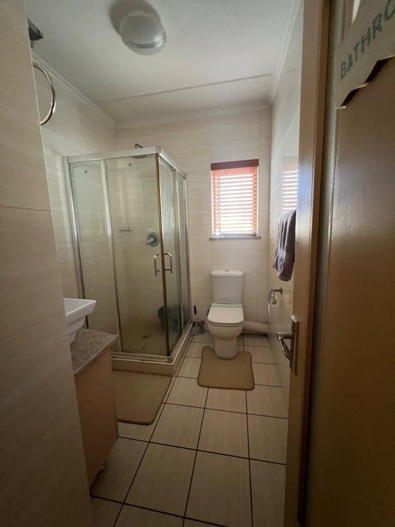 To Let 2 Bedroom Property for Rent in Noordwyk Gauteng