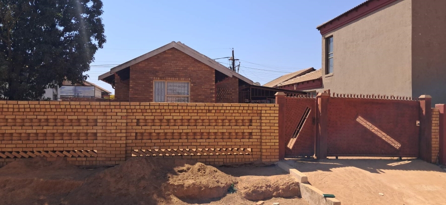 To Let 2 Bedroom Property for Rent in Soshanguve WW Gauteng