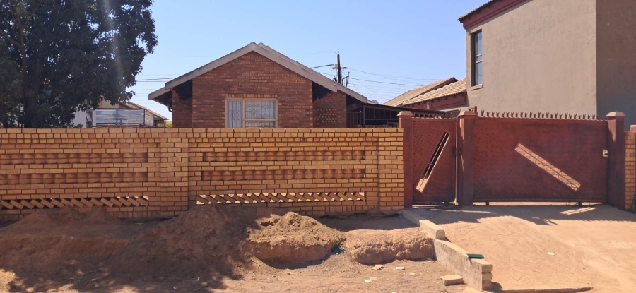 To Let 2 Bedroom Property for Rent in Soshanguve WW Gauteng