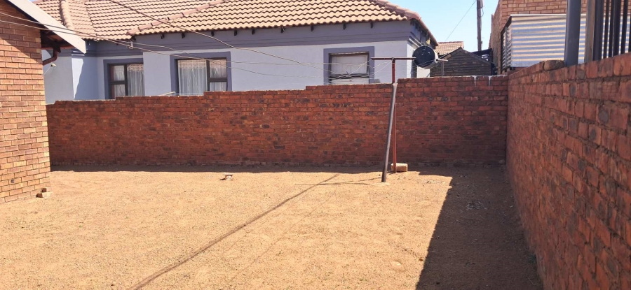 To Let 2 Bedroom Property for Rent in Soshanguve WW Gauteng