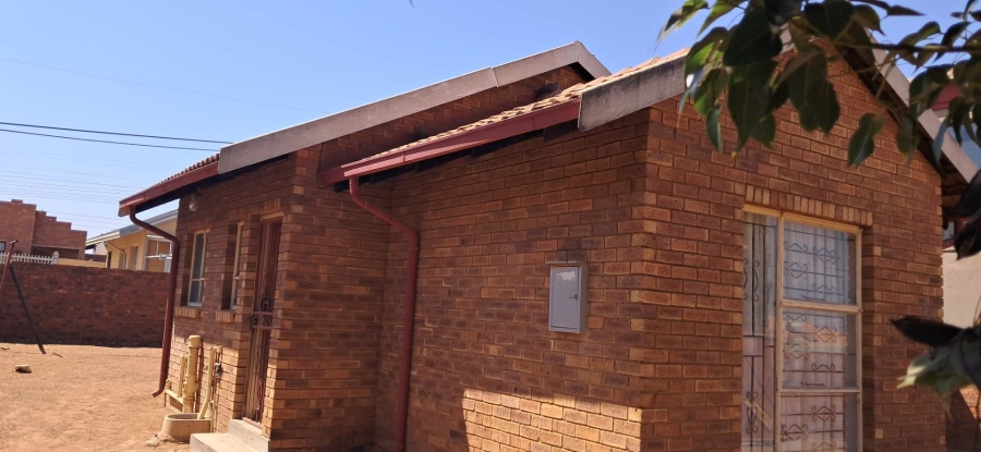 To Let 2 Bedroom Property for Rent in Soshanguve WW Gauteng