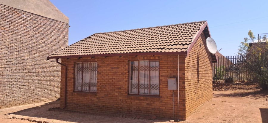 To Let 2 Bedroom Property for Rent in Soshanguve WW Gauteng