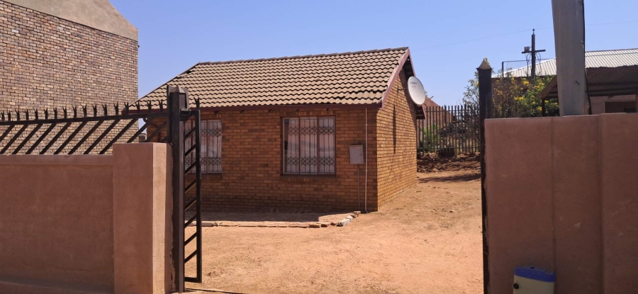 To Let 2 Bedroom Property for Rent in Soshanguve WW Gauteng