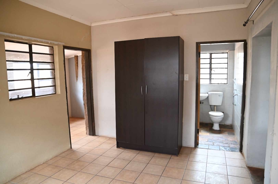 4 Bedroom Property for Sale in Kameeldrift East Gauteng