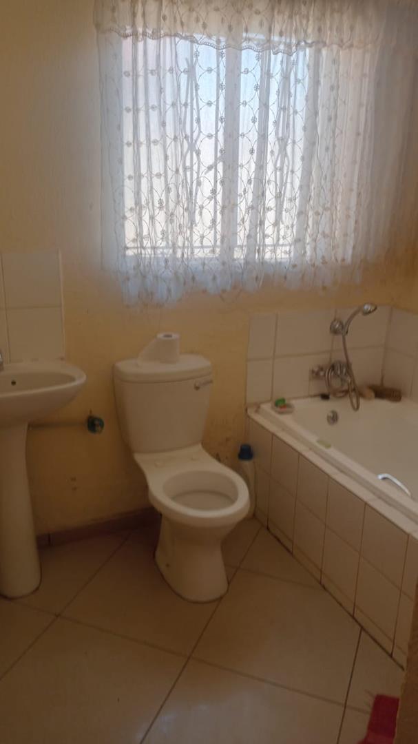 3 Bedroom Property for Sale in Protea Glen Gauteng