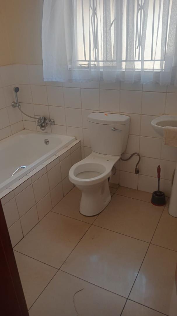 3 Bedroom Property for Sale in Protea Glen Gauteng