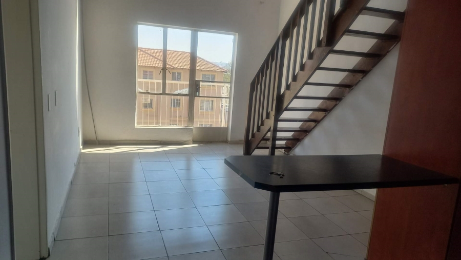 2 Bedroom Property for Sale in Ormonde Gauteng