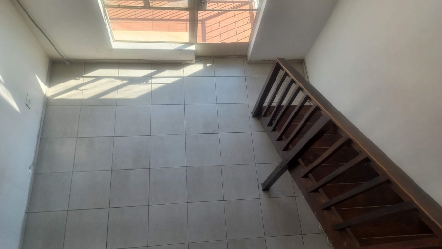 2 Bedroom Property for Sale in Ormonde Gauteng