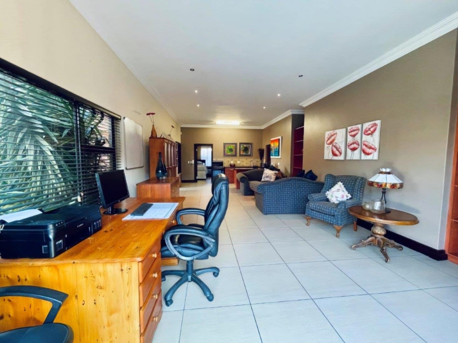 5 Bedroom Property for Sale in Meyersdal Nature Estate Gauteng