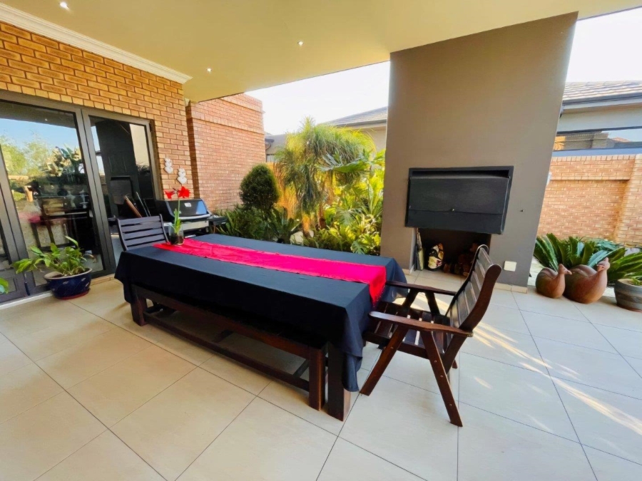 5 Bedroom Property for Sale in Meyersdal Nature Estate Gauteng