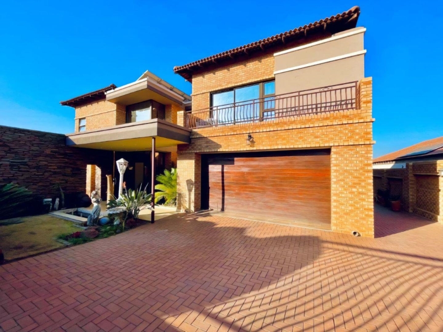 5 Bedroom Property for Sale in Meyersdal Nature Estate Gauteng