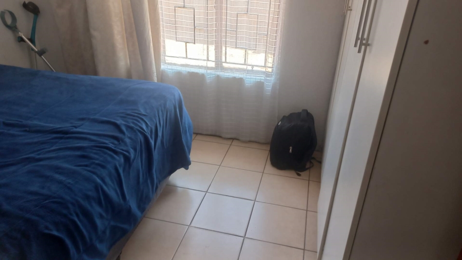 3 Bedroom Property for Sale in Roodekop Gauteng